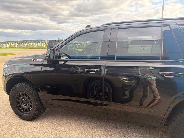 Used 2021 Chevrolet Tahoe Z71 w/ Z71 Off-Road Package AWD/4WD image 7