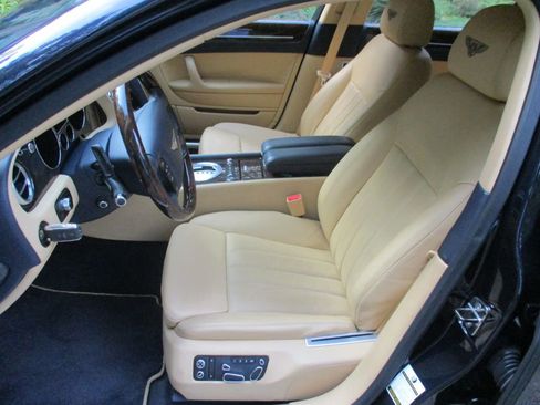 Used 2012 Bentley Flying Spur Flying Spur image 24