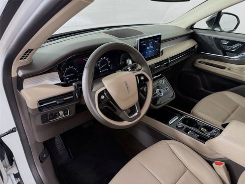 Used 2022 Lincoln Corsair AWD w/ Equipment Group 101A image 16
