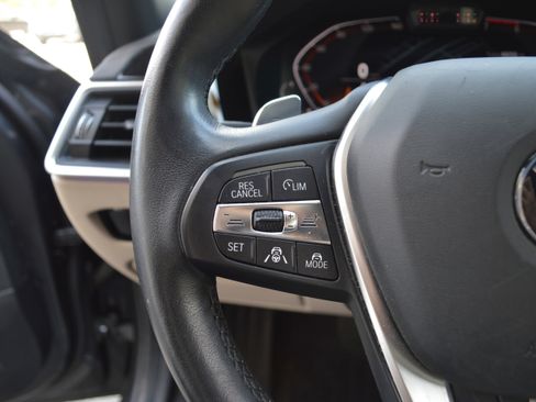 Used 2019 BMW 330i Sedan w/ Premium Package image 15