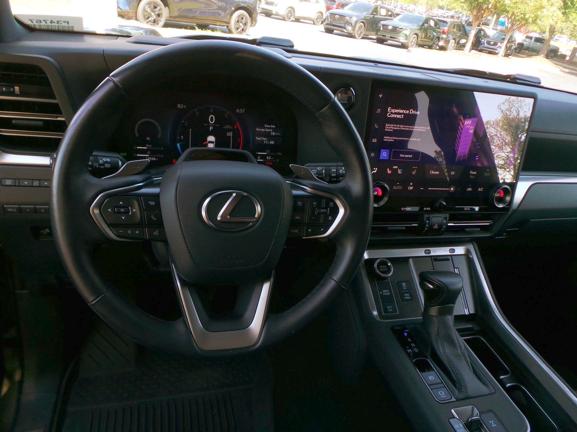 Used 2025 Lexus GX 550 w/ Accessory Package (2T) AWD/4WD image 33