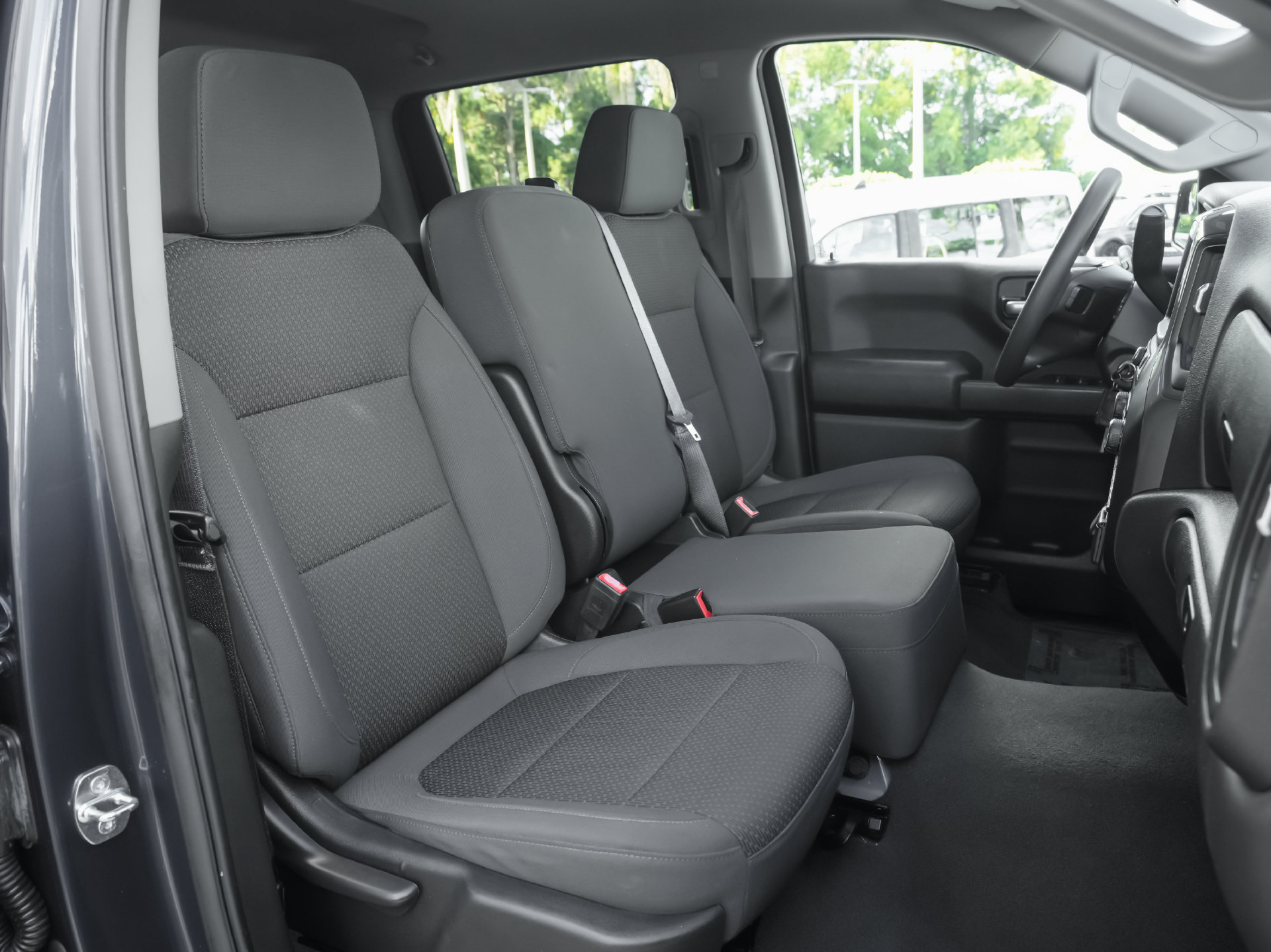 Used 2021 Chevrolet Silverado 1500 Custom w/ Safety Confidence Package RWD image 11