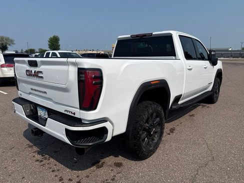 Used 2024 GMC Sierra 3500 AT4 w/ AT4 Premium Plus Package AWD/4WD image 3