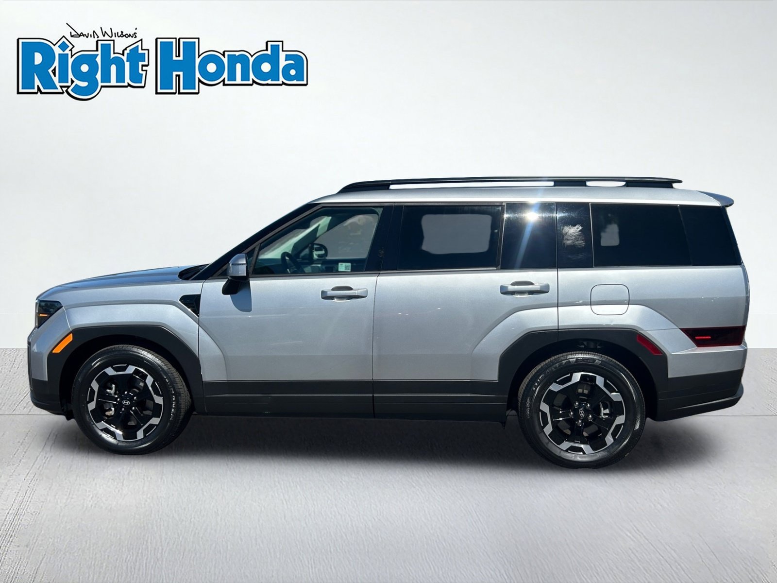 Used 2026 Hyundai Santa Fe SEL AWD/4WD image 3