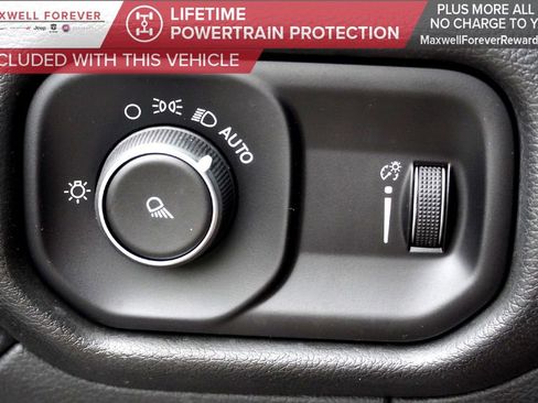 Used 2022 RAM 2500 Tradesman image 24