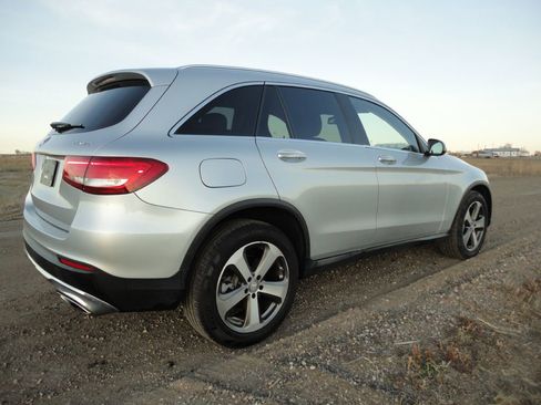 Used 2016 Mercedes-Benz GLC 300 4MATIC image 5