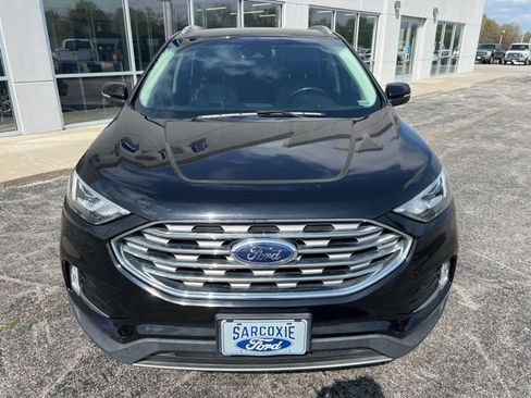 Used 2019 Ford Edge Titanium AWD/4WD image 2