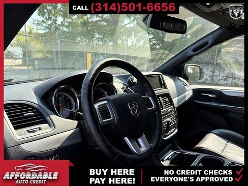 Used 2018 Dodge Grand Caravan GT FWD image 9