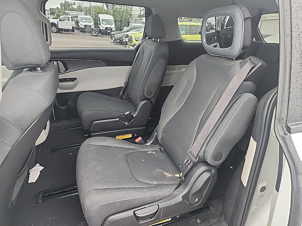 Certified 2023 Kia Carnival LX FWD image 20