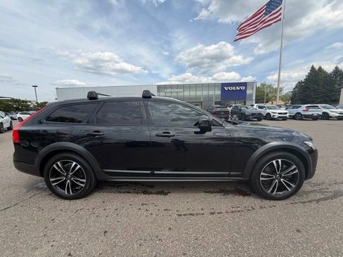 Used 2019 Volvo V90 T5 Cross Country w/ Protection Package Premier AWD/4WD image 5