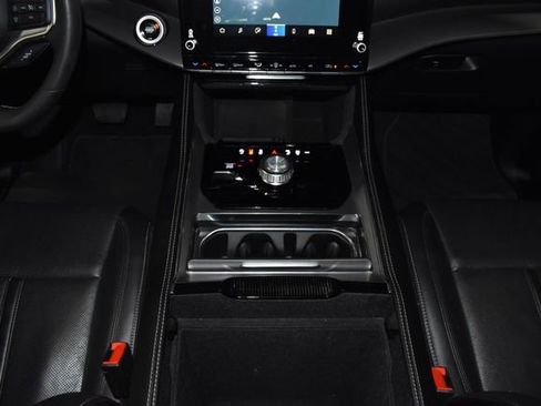 Used 2024 Jeep Wagoneer Series II image 25