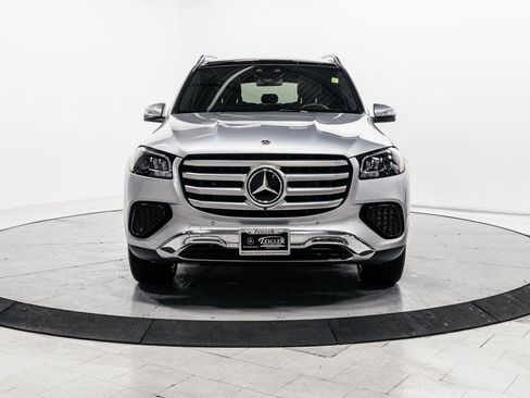Certified 2026 Mercedes-Benz GLS 450 4MATIC image 2