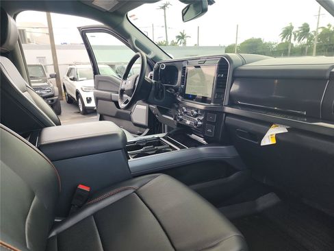 Used 2025 Ford F250 Lariat w/ Lariat Ultimate Package AWD/4WD image 26