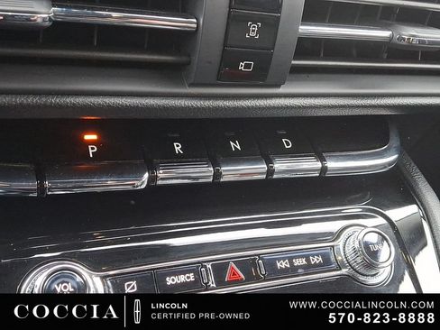Certified 2022 Lincoln Corsair AWD w/ Equipment Group 101A image 15