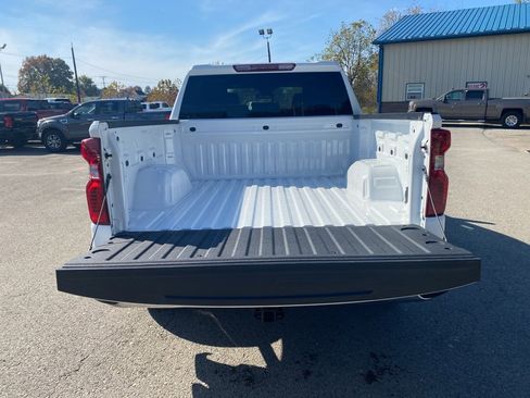 Used 2022 Chevrolet Silverado 1500 LT image 13