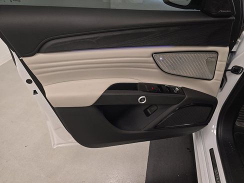 Used 2023 Maserati Grecale Modena AWD/4WD image 7