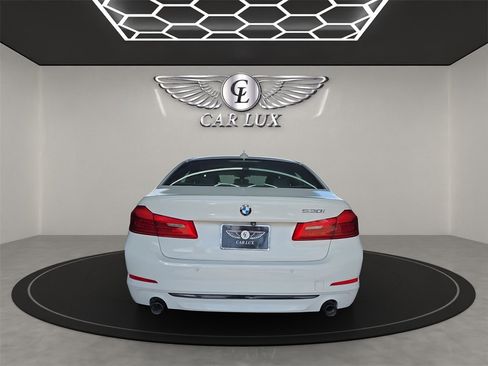 Used 2019 BMW 530i w/ Convenience Package image 5