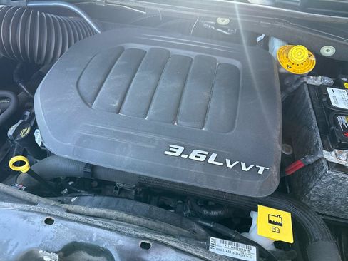 Used 2015 Dodge Grand Caravan SXT FWD image 20