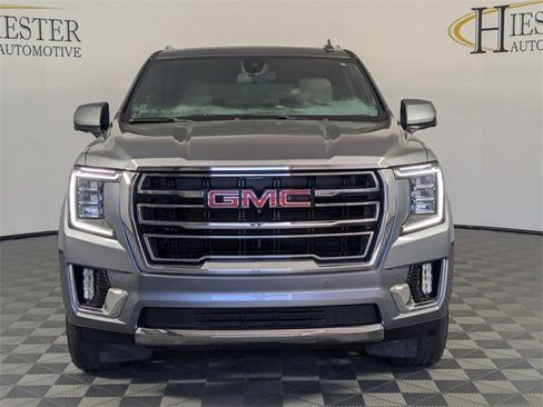 Used 2021 GMC Yukon XL SLT w/ SLT Luxury Plus Package image 3