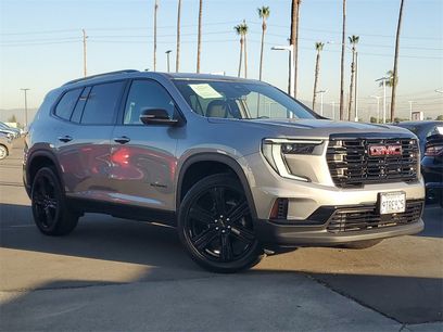 Used 2025 GMC Acadia Elevation w/ Black Edition