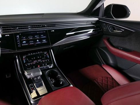 Certified 2022 Audi SQ8 Prestige w/ Prestige Package AWD/4WD image 17