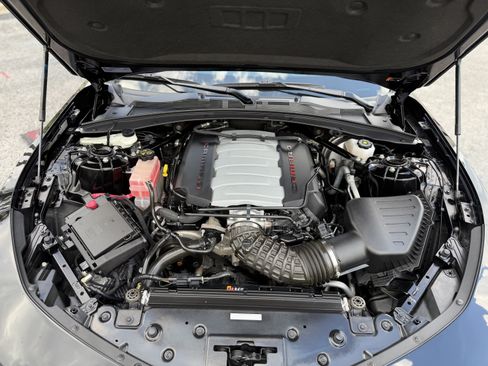 Used 2023 Chevrolet Camaro SS RWD image 10