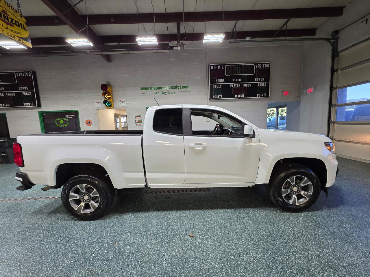 Used 2022 Chevrolet Colorado LT w/ Fleet Safety Package RWD image 5