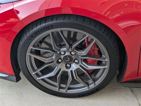Used 2023 Chevrolet Corvette Z06 image 7