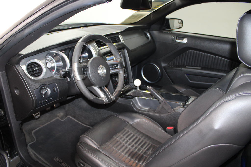 Used 2012 Ford Mustang Shelby GT500 w/ SVT Performance Pkg RWD image 17