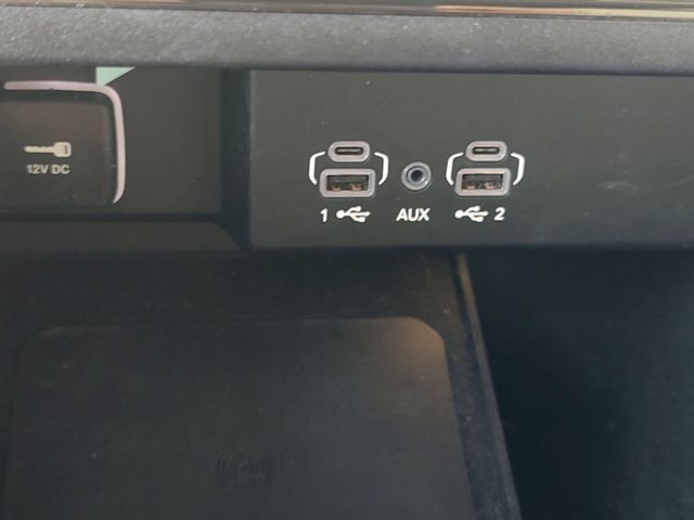 Used 2022 Jeep Wagoneer Series II w/ Flexible Seating Group AWD/4WD image 18