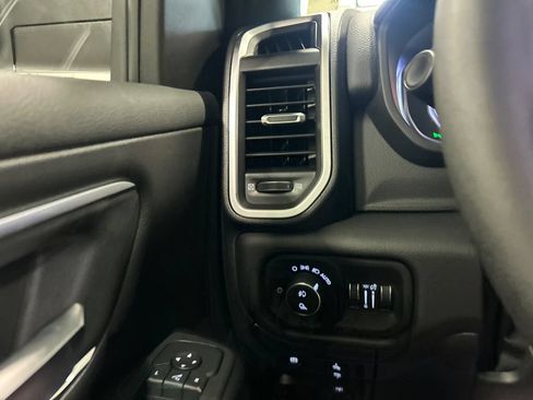 New 2026 RAM 1500 Big Horn AWD/4WD image 19