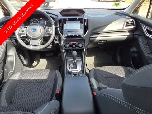 Used 2021 Subaru Forester Premium AWD/4WD image 5