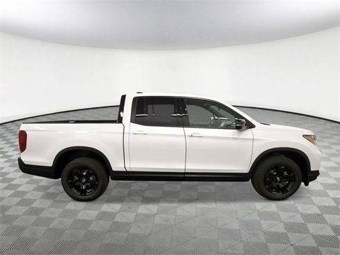 New 2026 Honda Ridgeline Black Edition image 6