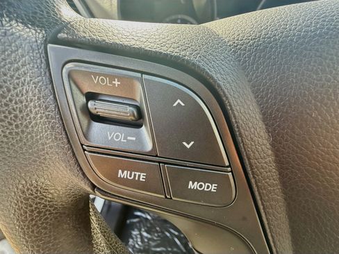 Used 2018 Hyundai Santa Fe Sport w/ 2.4L Value Package 02 FWD image 35