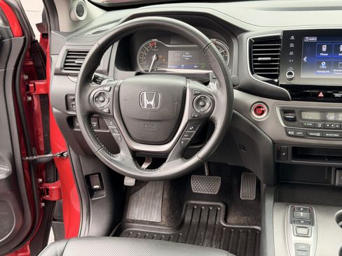 Certified 2023 Honda Ridgeline RTL image 18