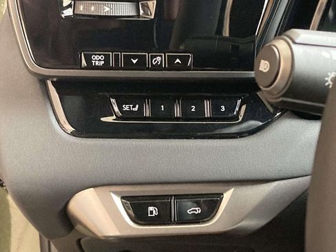 Used 2025 Lexus RX 350 Premium image 18