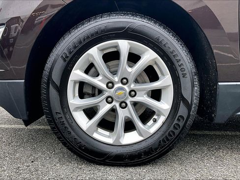 Used 2020 Chevrolet Equinox LT image 9