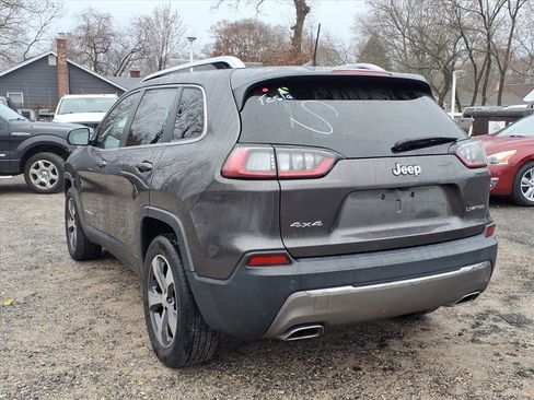 Used 2019 Jeep Cherokee Limited image 7