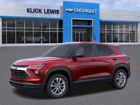 New 2026 Chevrolet TrailBlazer LS w/ LS Convenience Package FWD image 2
