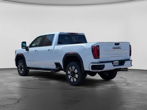 New 2026 GMC Sierra 3500 Denali w/ Denali Reserve Package AWD/4WD image 11