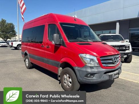 Used 2017 Mercedes-Benz Sprinter 2500 image 4