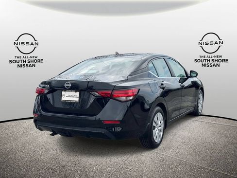 Used 2025 Nissan Sentra S FWD image 5