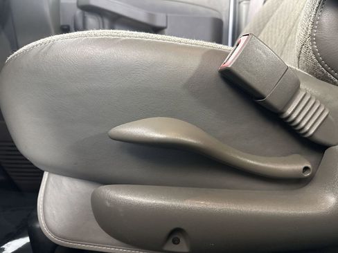 Used 2024 Chevrolet Express 3500 LT w/ LT Preferred Equipment Group image 21