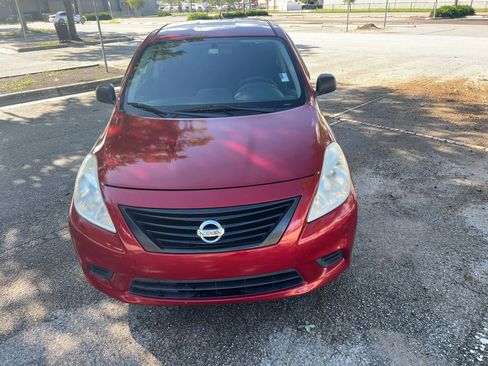 Used 2014 Nissan Versa S Plus FWD image 3