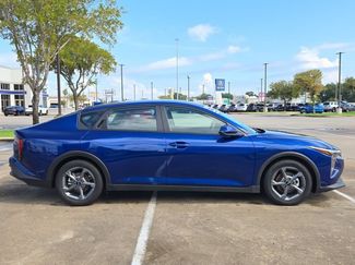 Used 2025 Kia K4 FWD video 4