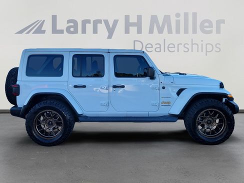 Used 2020 Jeep Wrangler Unlimited Sahara image 7