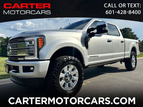 Used 2019 Ford F250 Platinum w/ Platinum Ultimate Package AWD/4WD image 1