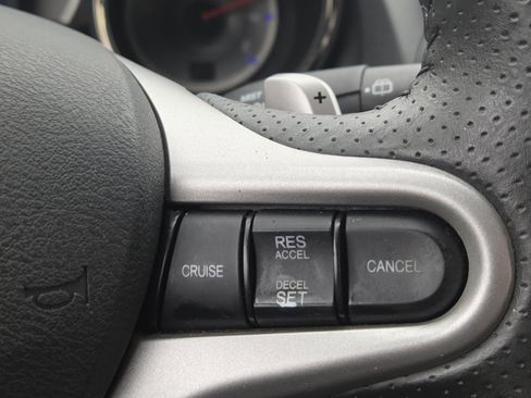 Used 2013 Honda Fit Sport image 5