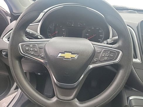 Used 2024 Chevrolet Malibu LT image 17