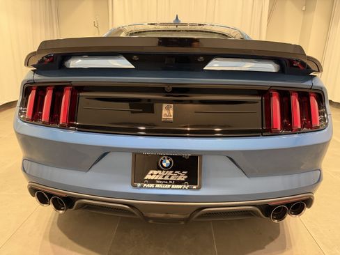 Used 2020 Ford Mustang Shelby GT350 w/ Technology Package RWD image 5